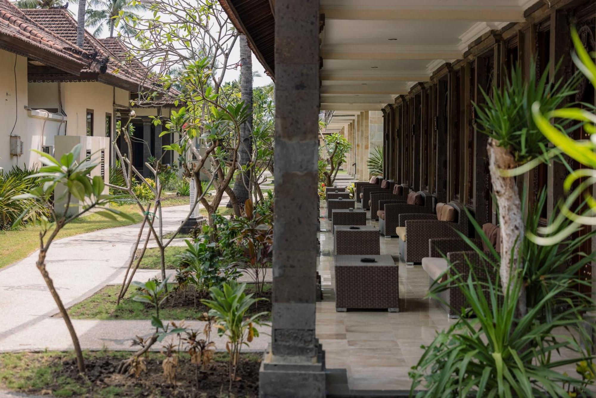 Ombak Sunset Hotell Gili Trawangan Exteriör bild