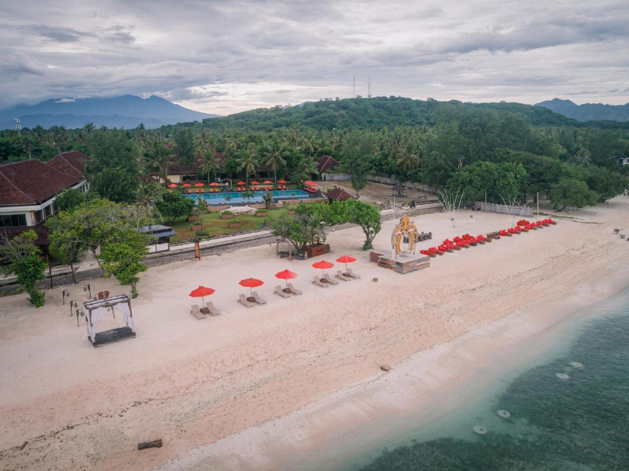 Ombak Sunset Hotell Gili Trawangan Exteriör bild