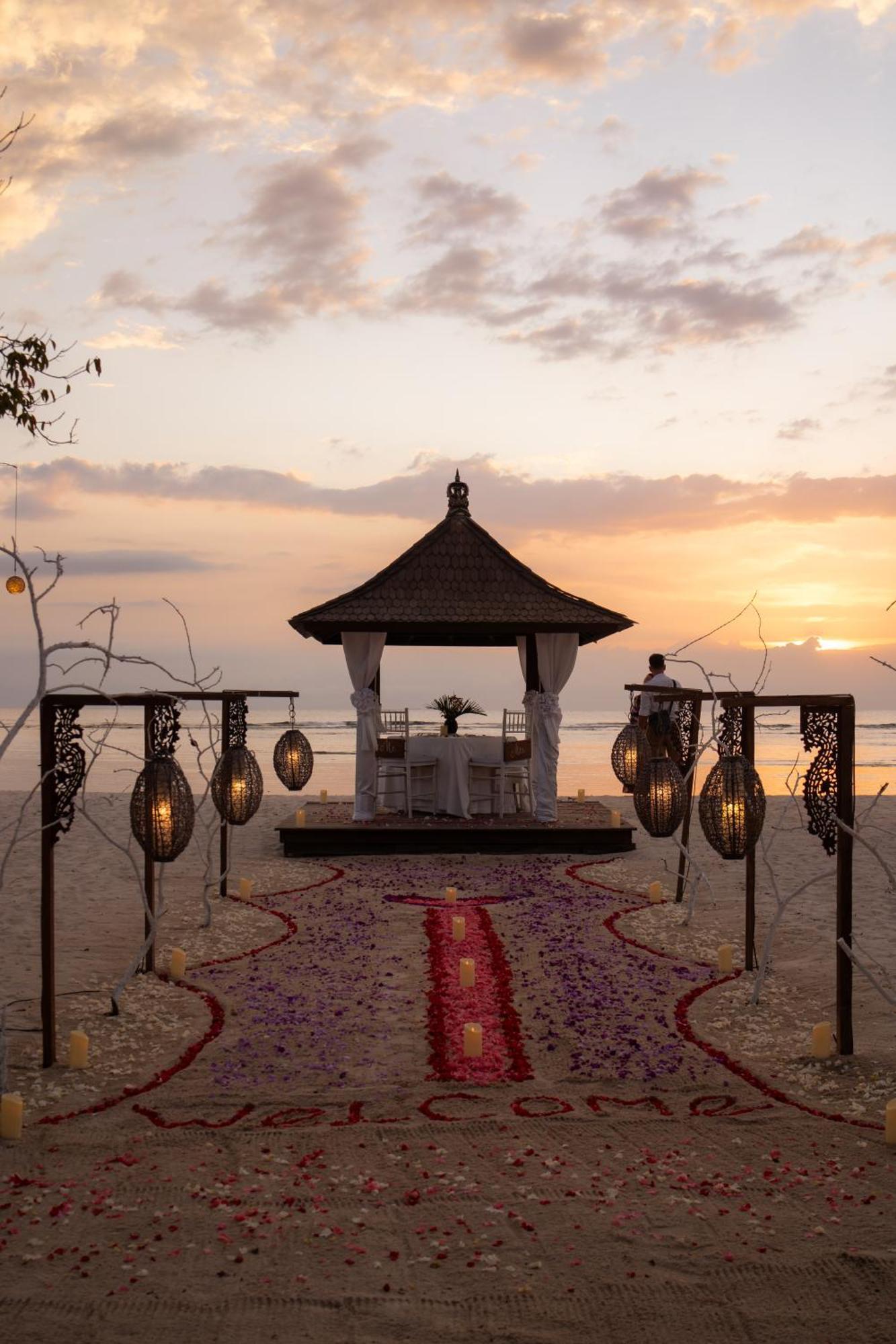 Ombak Sunset Hotell Gili Trawangan Exteriör bild