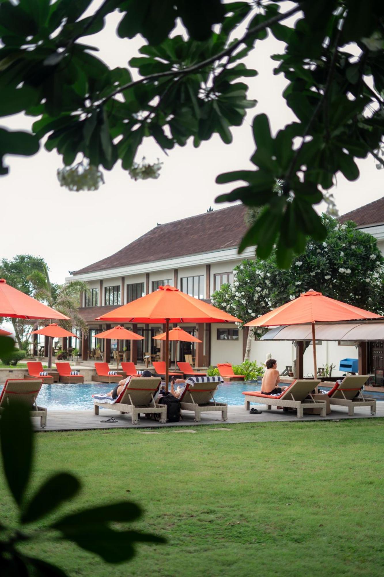 Ombak Sunset Hotell Gili Trawangan Exteriör bild