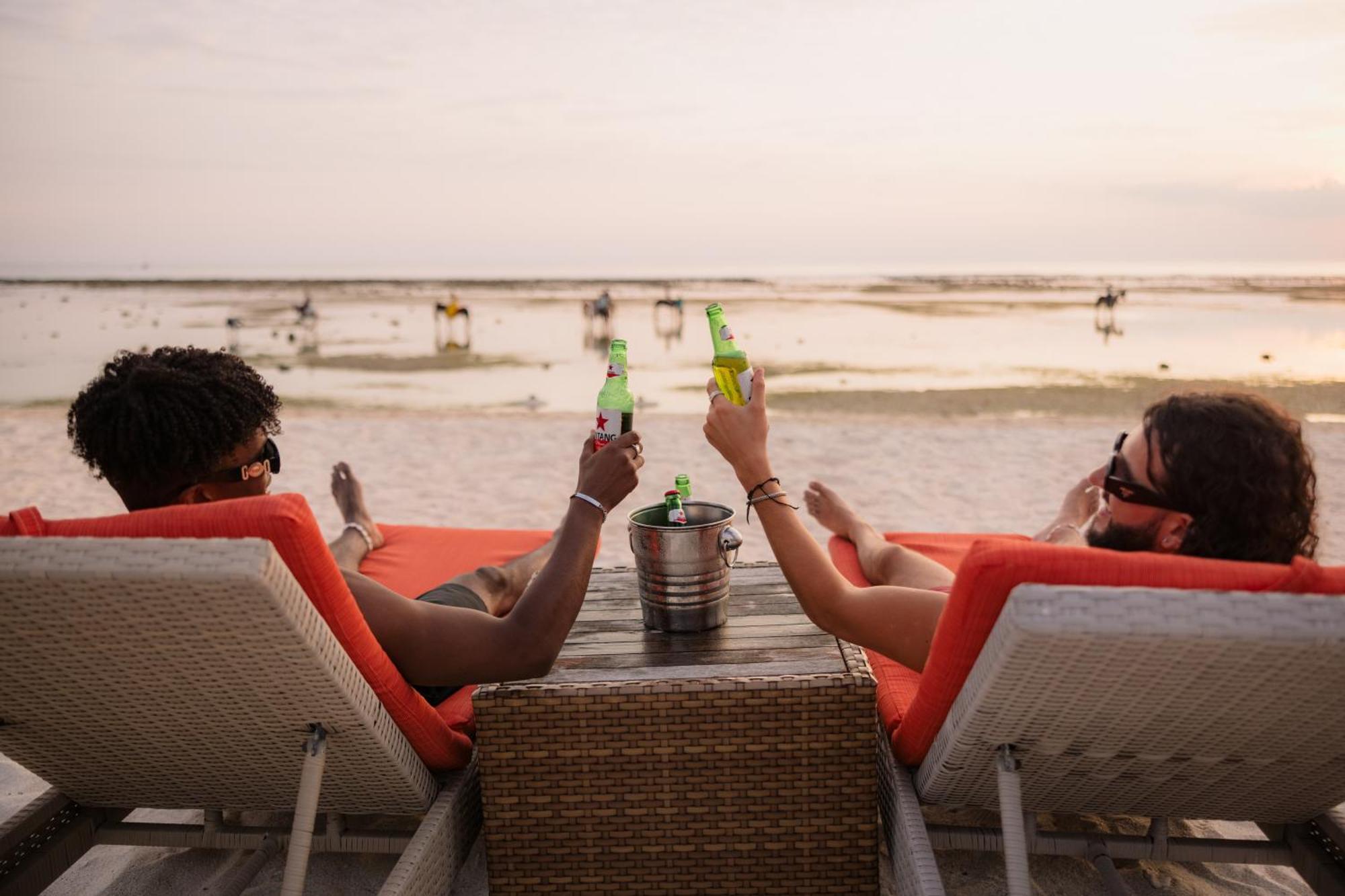 Ombak Sunset Hotell Gili Trawangan Exteriör bild